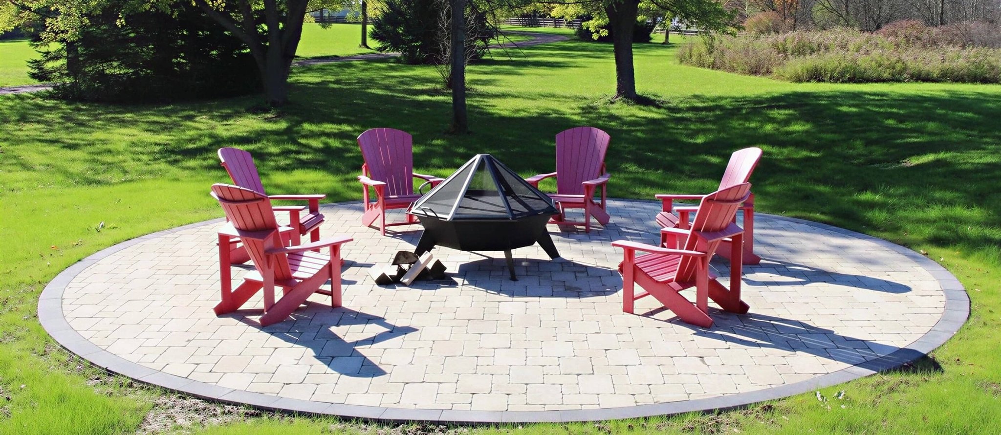 Circular paver patio for firepit